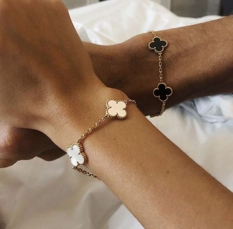 KLEEBLATT ARMBANDSET | GOLD