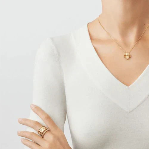 KLEEBLATT HALSKETTEN | GOLD