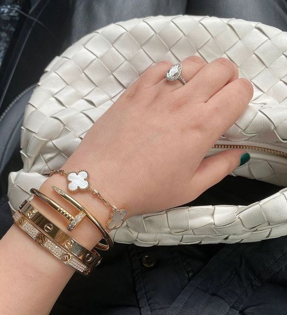 DELUXE NAGEL ARMBAND | GOLD